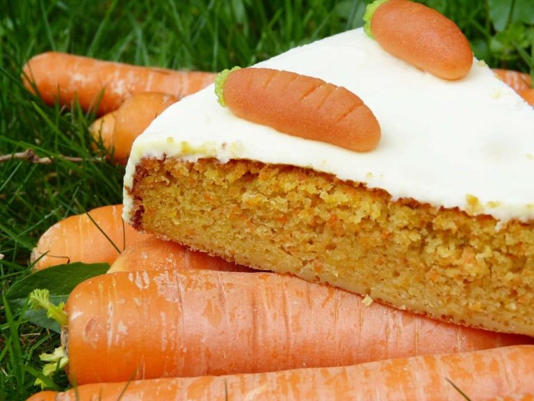 Fit ciasto marchewkowe z masłem orzechowym