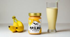 Smoothie z masłem orzechowym i bananem